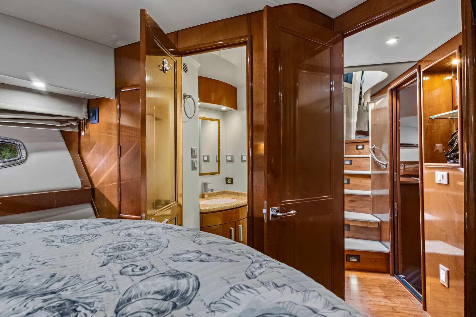 Solitude 56ft Carver Yacht For Sale