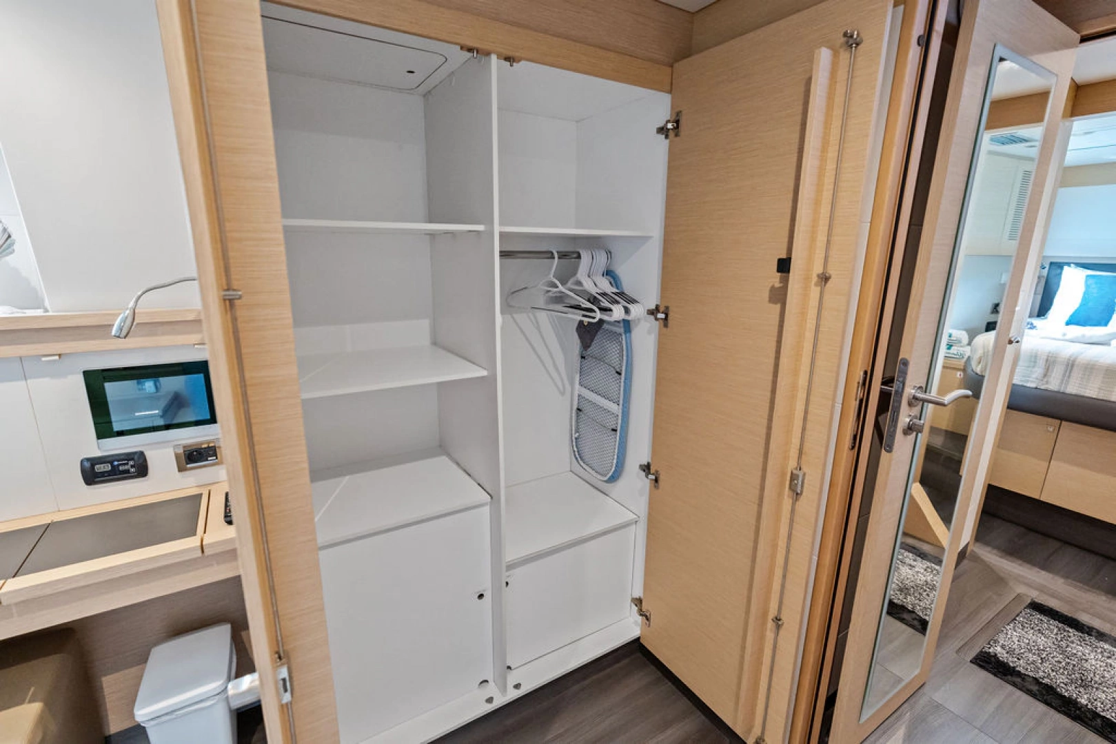 Fountaine Pajot Victoria 67 Yacht For Sale