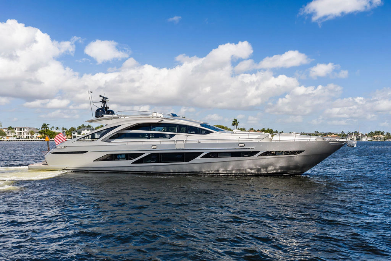 2022 Pershing 9X