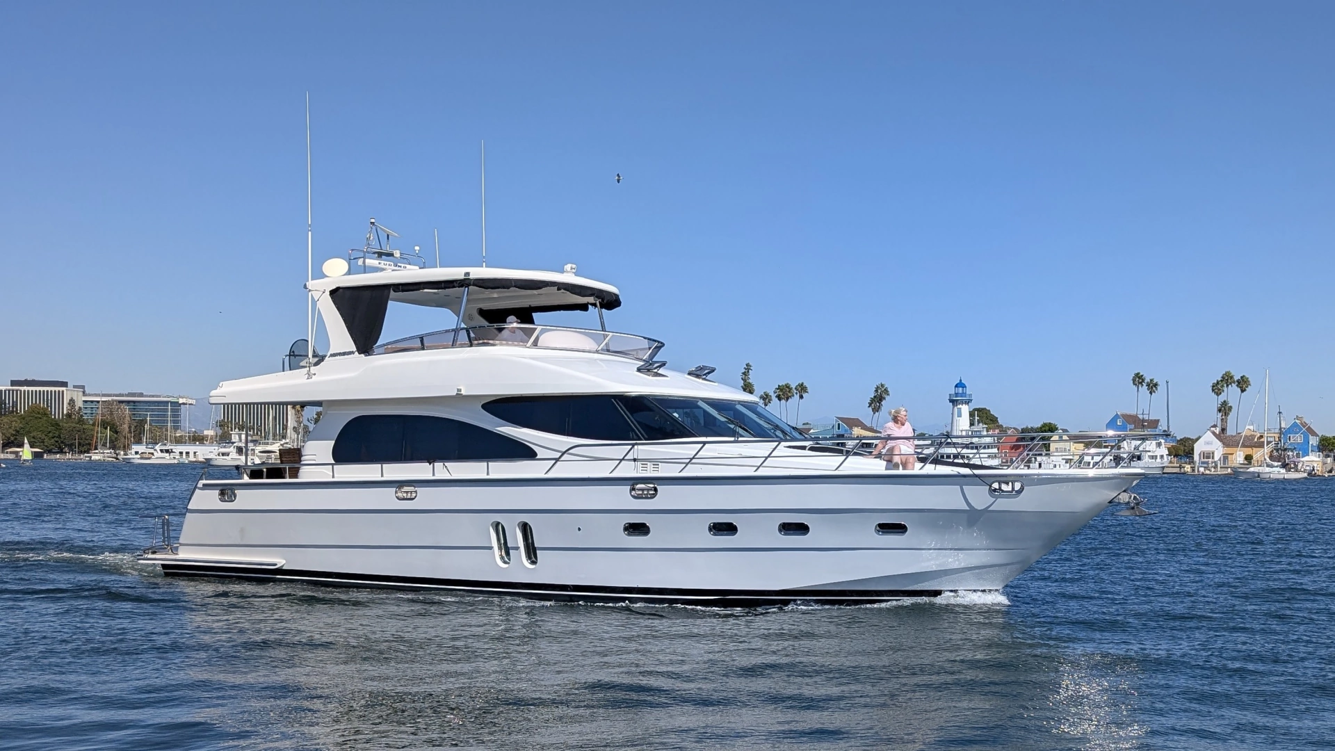 2005 Horizon 64 Elegance, photo 1 of 62