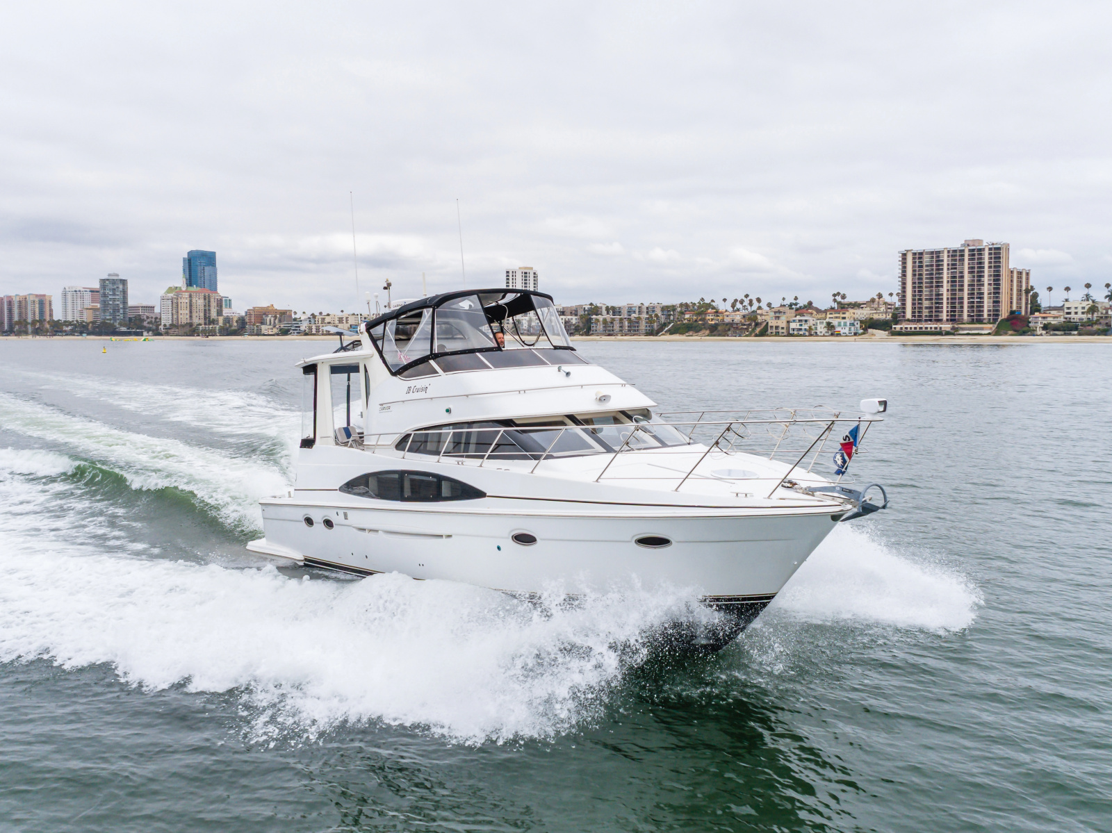 2001 Carver 444