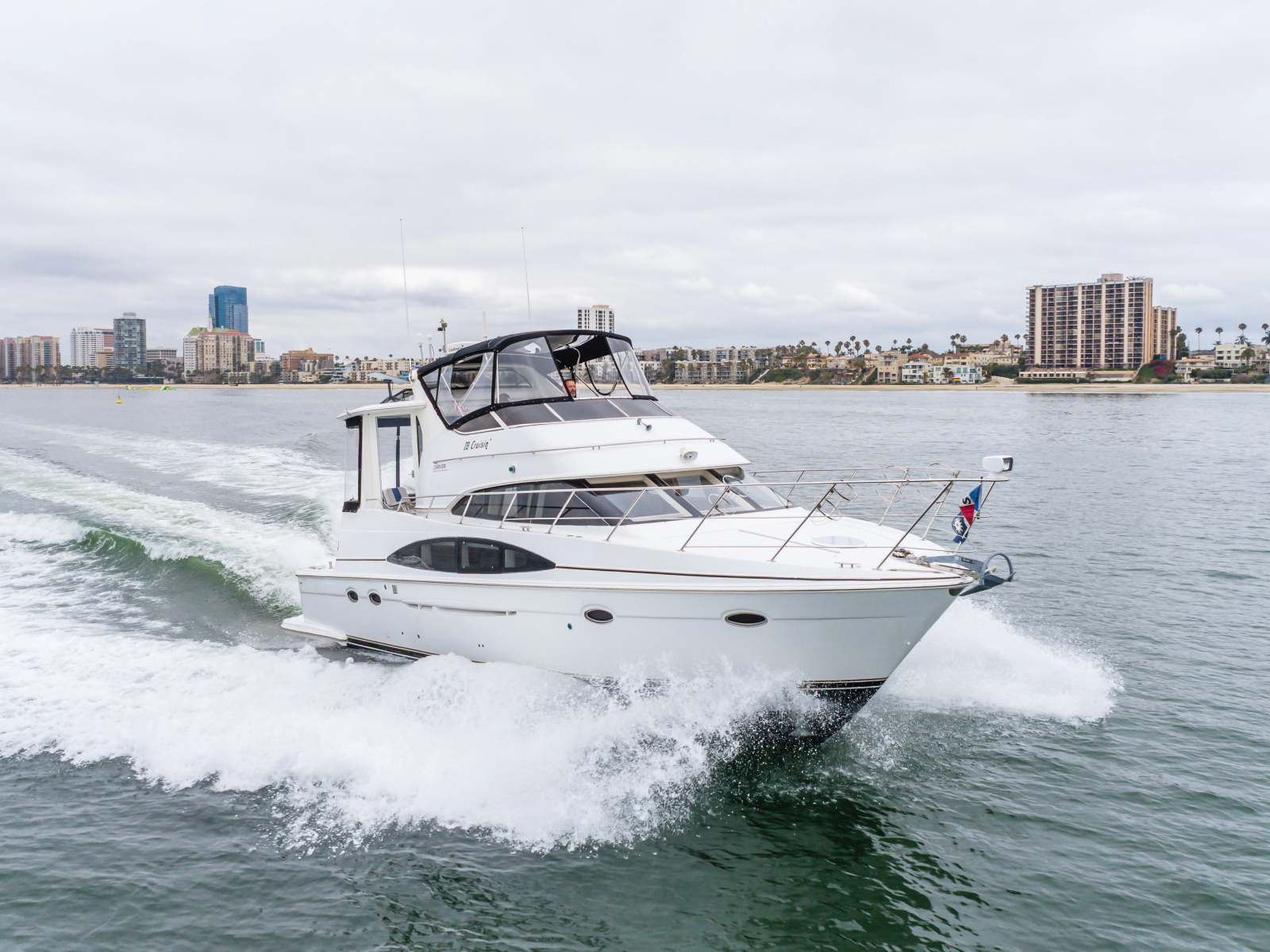 2001 Carver 444