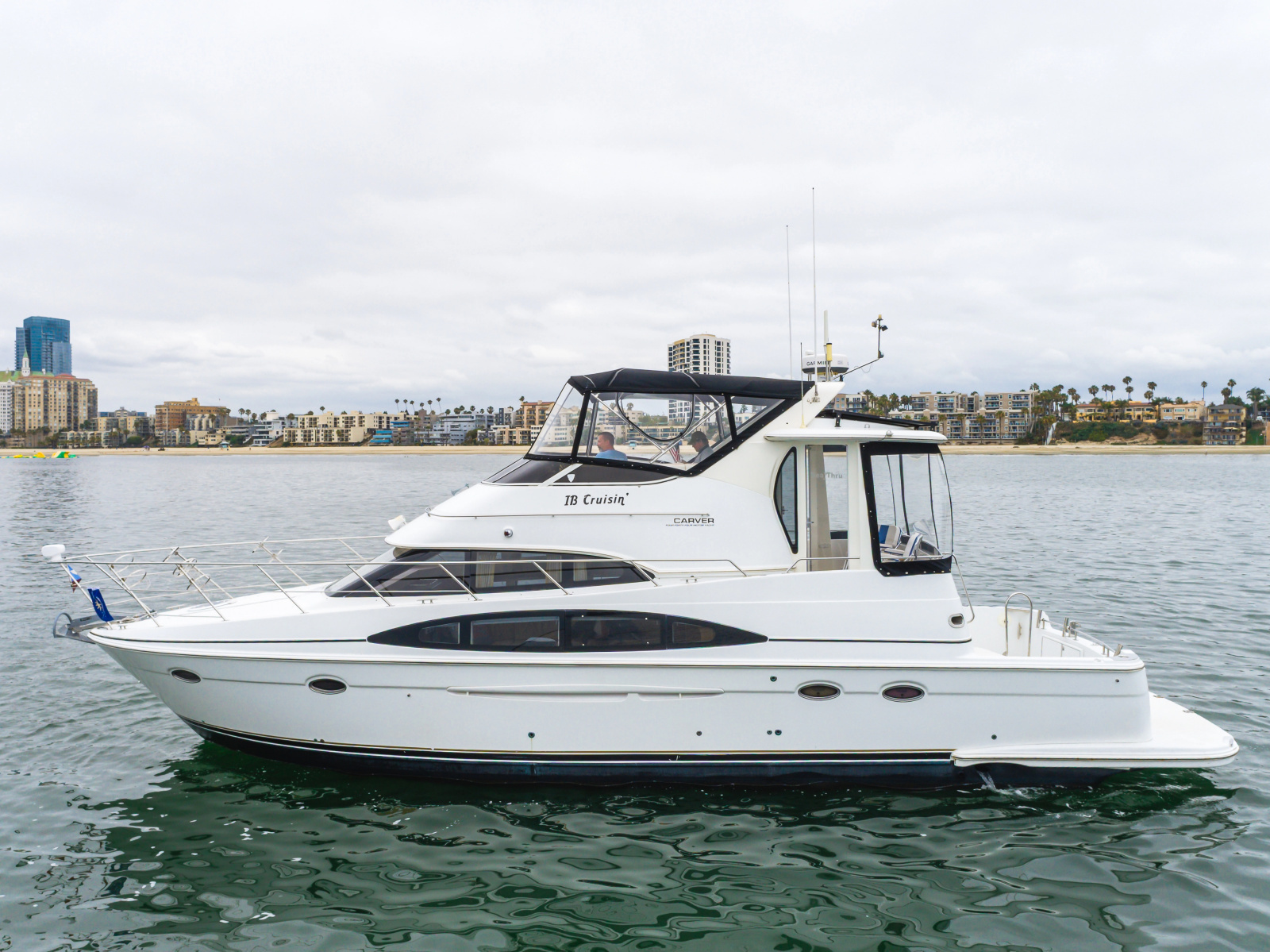 2001 Carver 444
