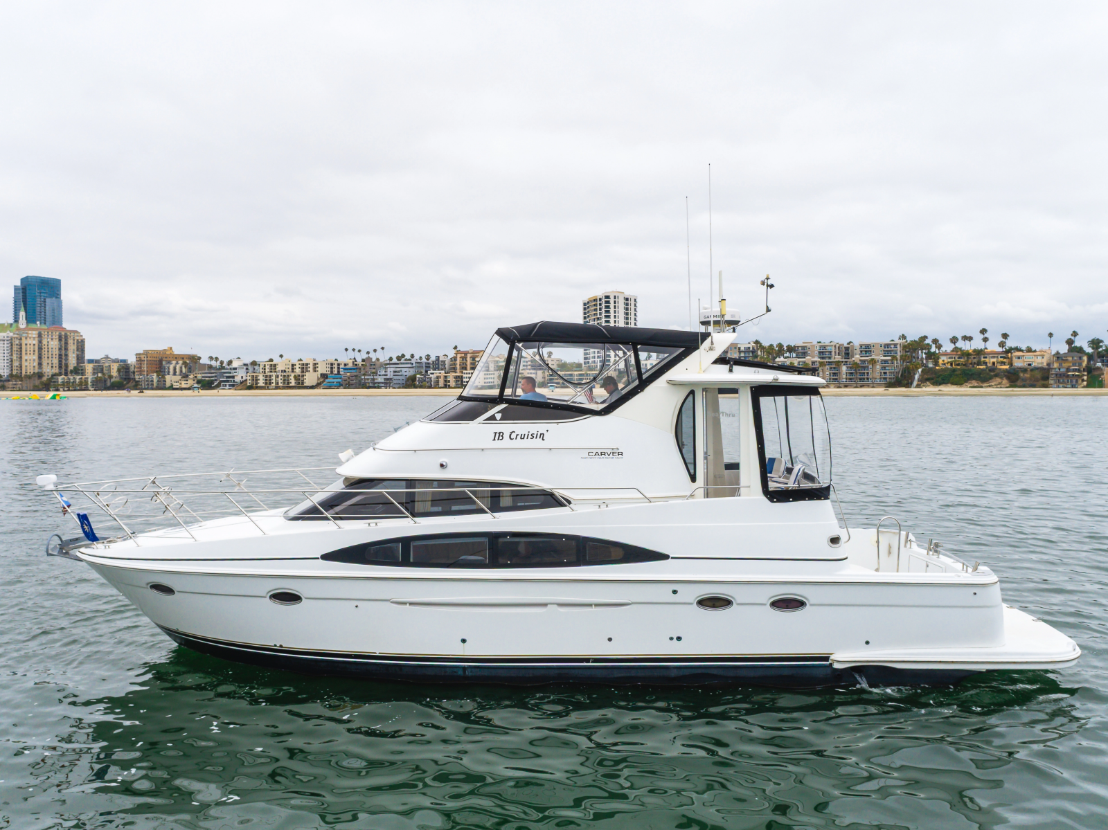 2001 Carver 444