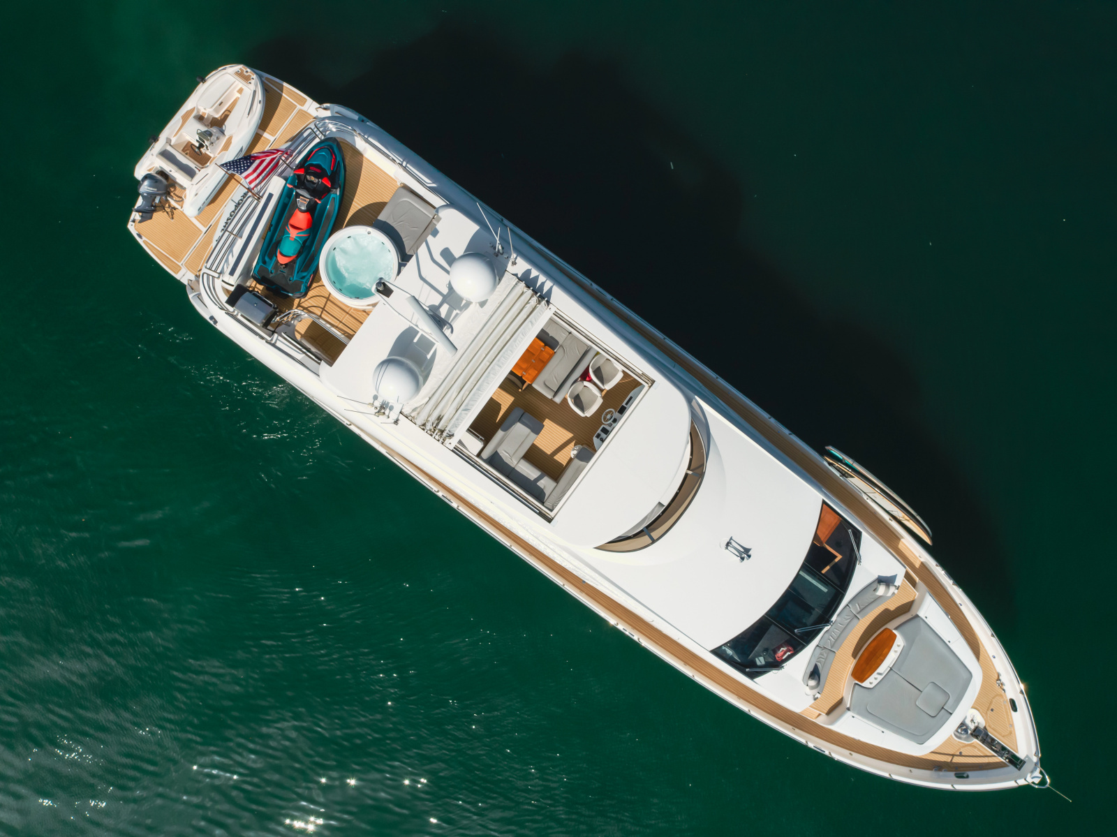 2011 Sunseeker 88 Yacht