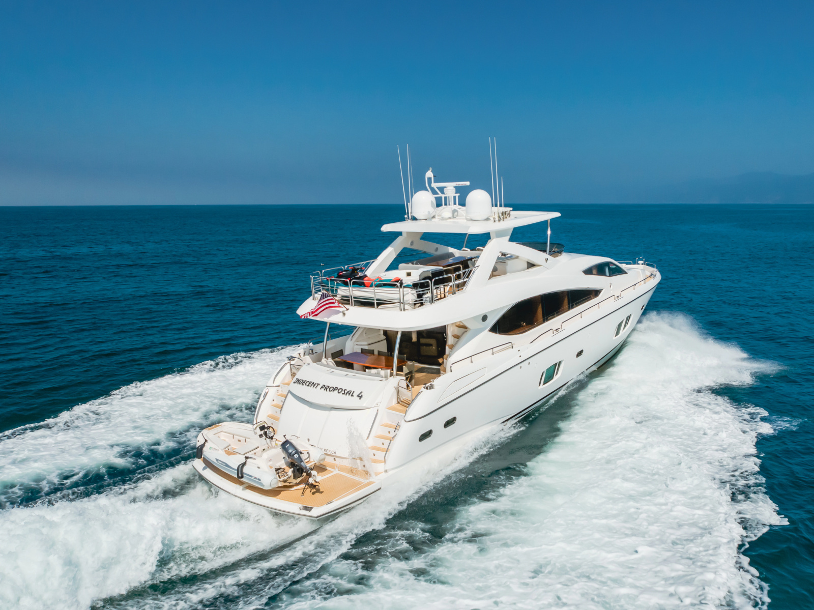 2011 Sunseeker 88 Yacht