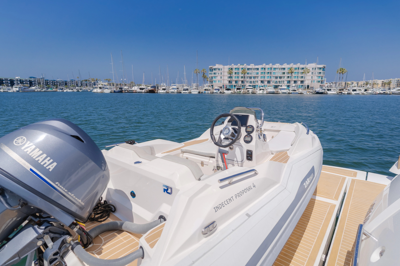 2011 Sunseeker 88 Yacht