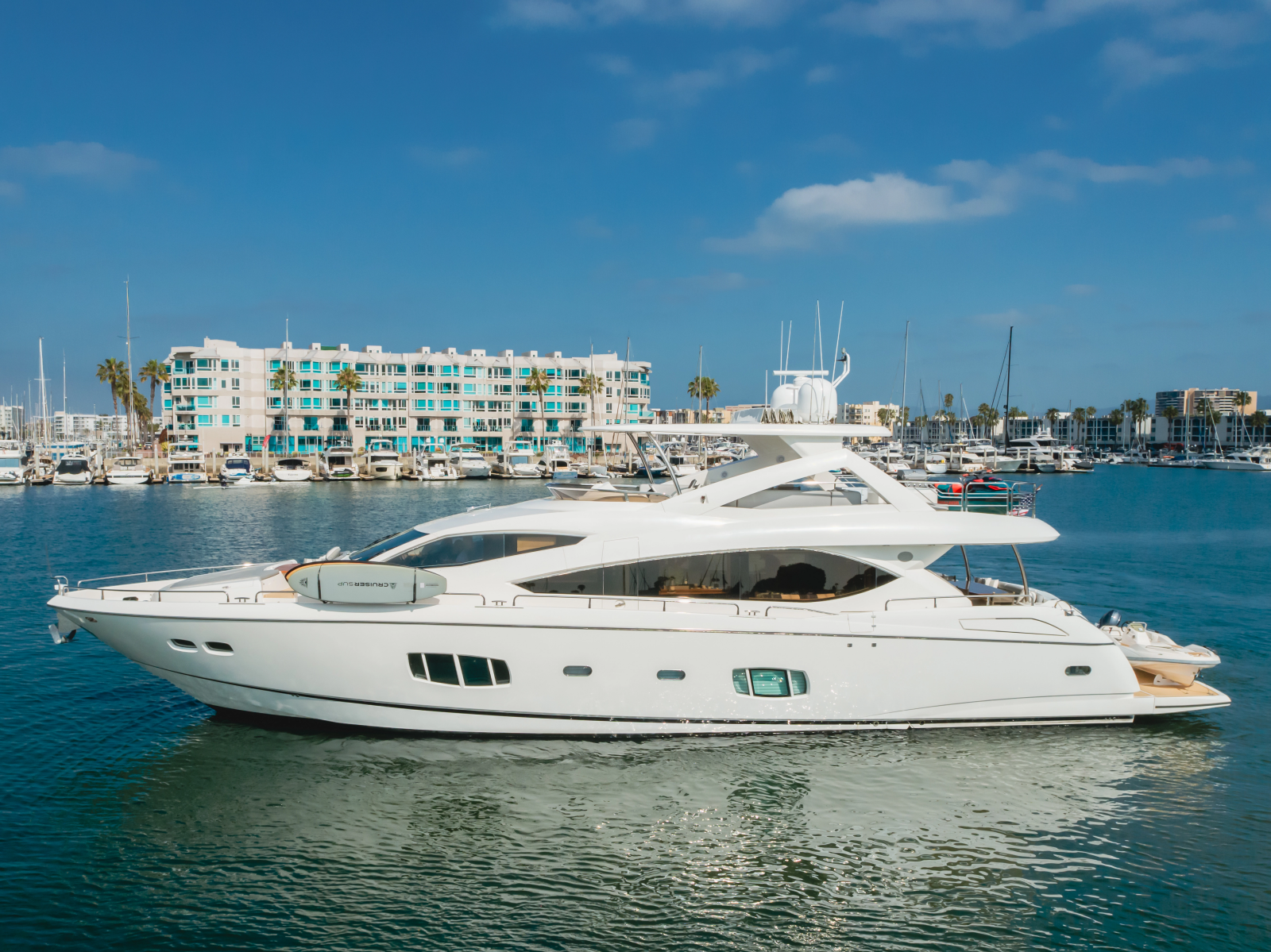 2011 Sunseeker 88 Yacht