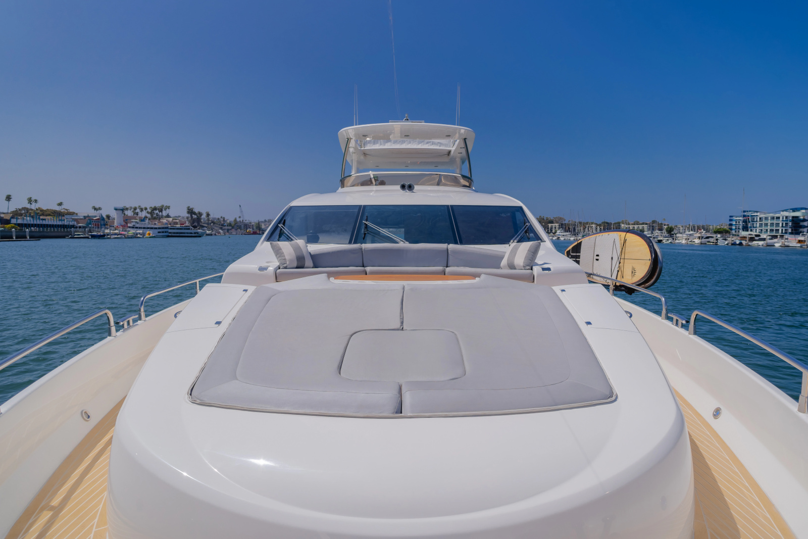 2011 Sunseeker 88 Yacht