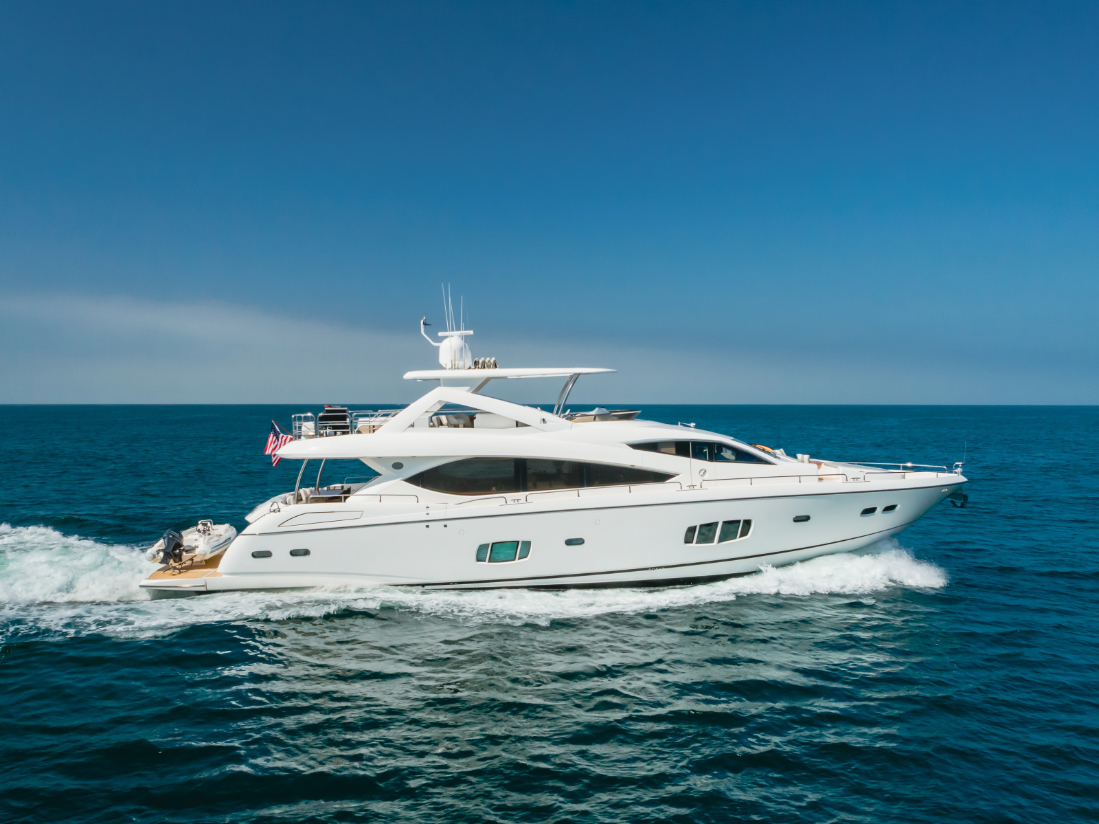 2011 Sunseeker 88 Yacht