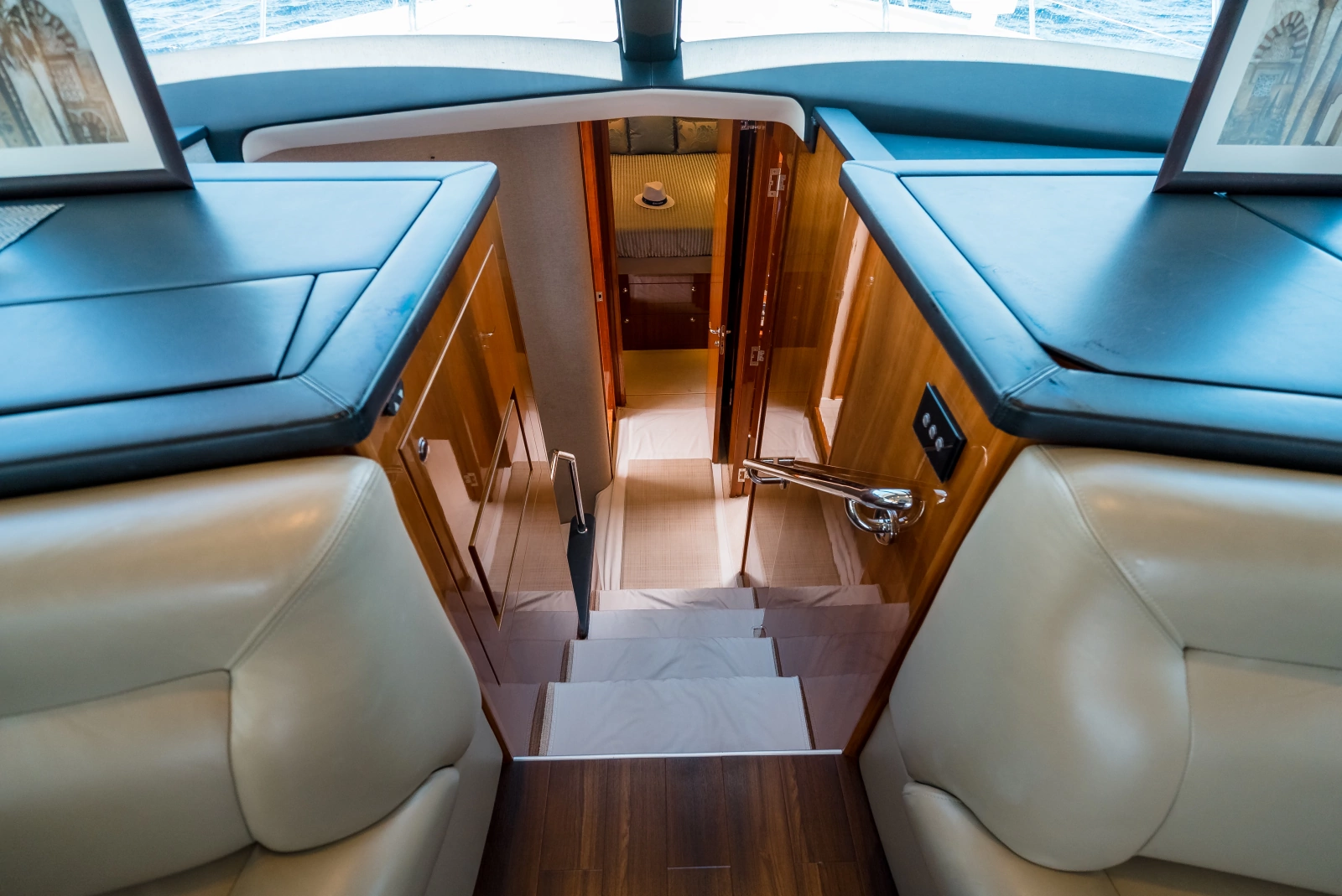 2013 Riviera 53 Enclosed Flybridge