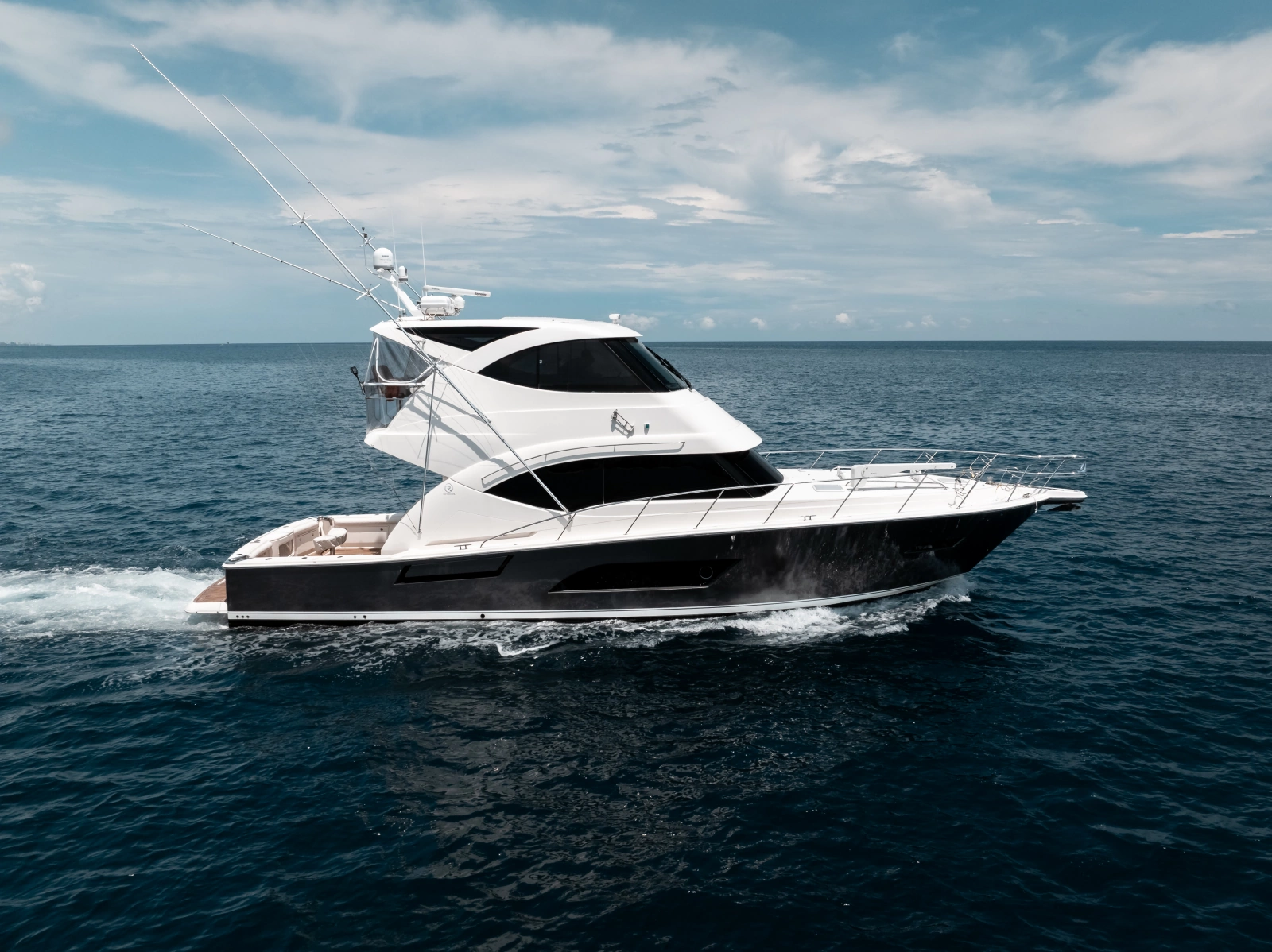 2013 Riviera 53 Enclosed Flybridge