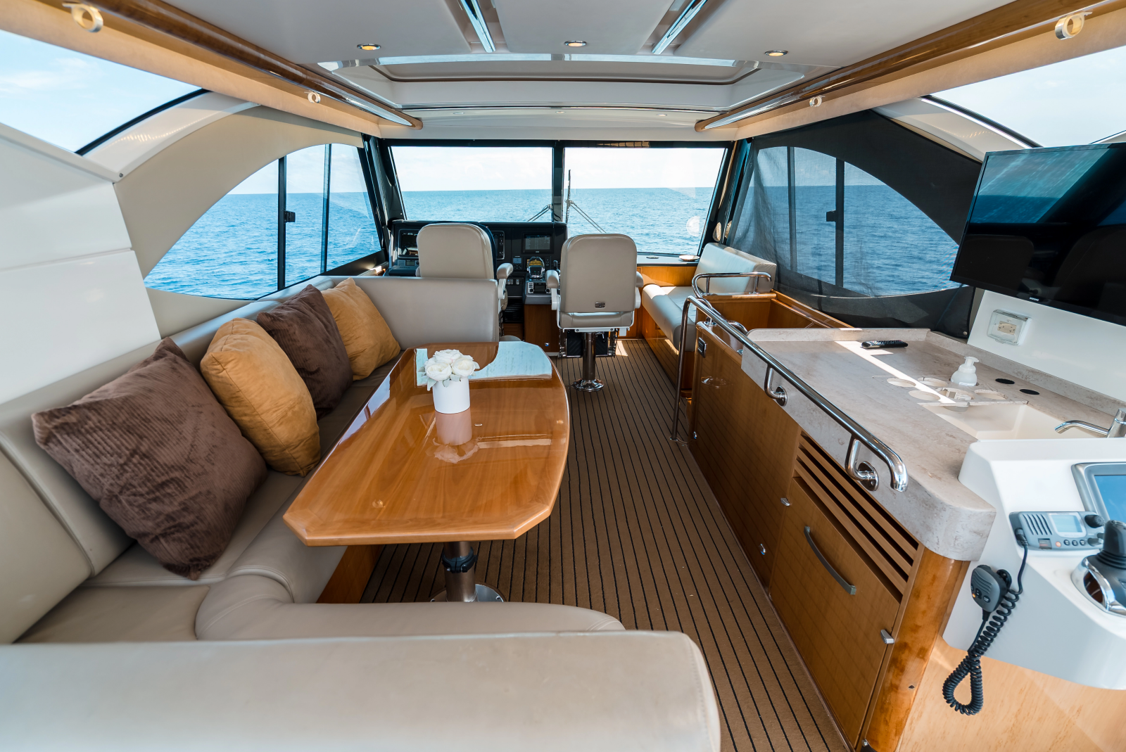 2013 Riviera 53 Enclosed Flybridge