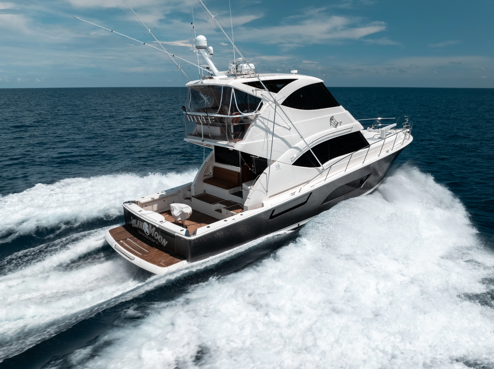 2013 Riviera 53 Enclosed Flybridge