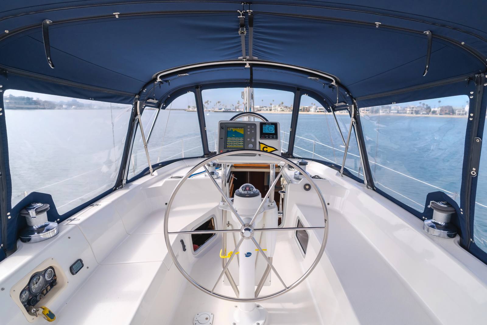 2001 Hunter Passage 456