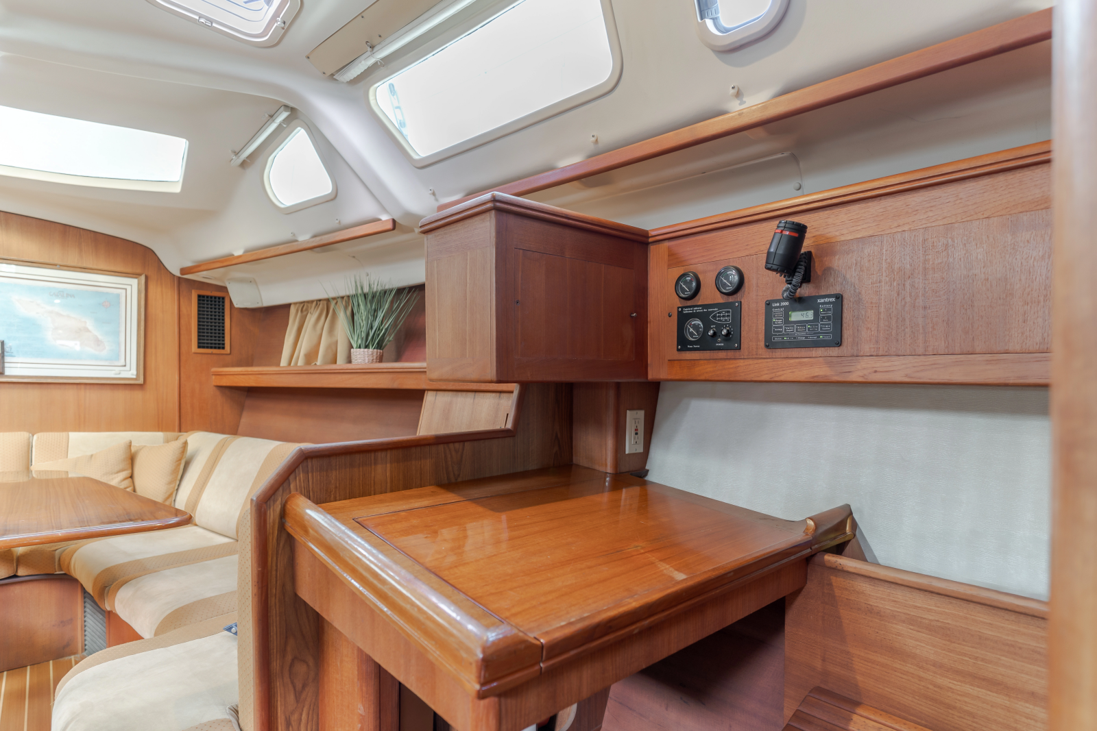 2001 Hunter Passage 456
