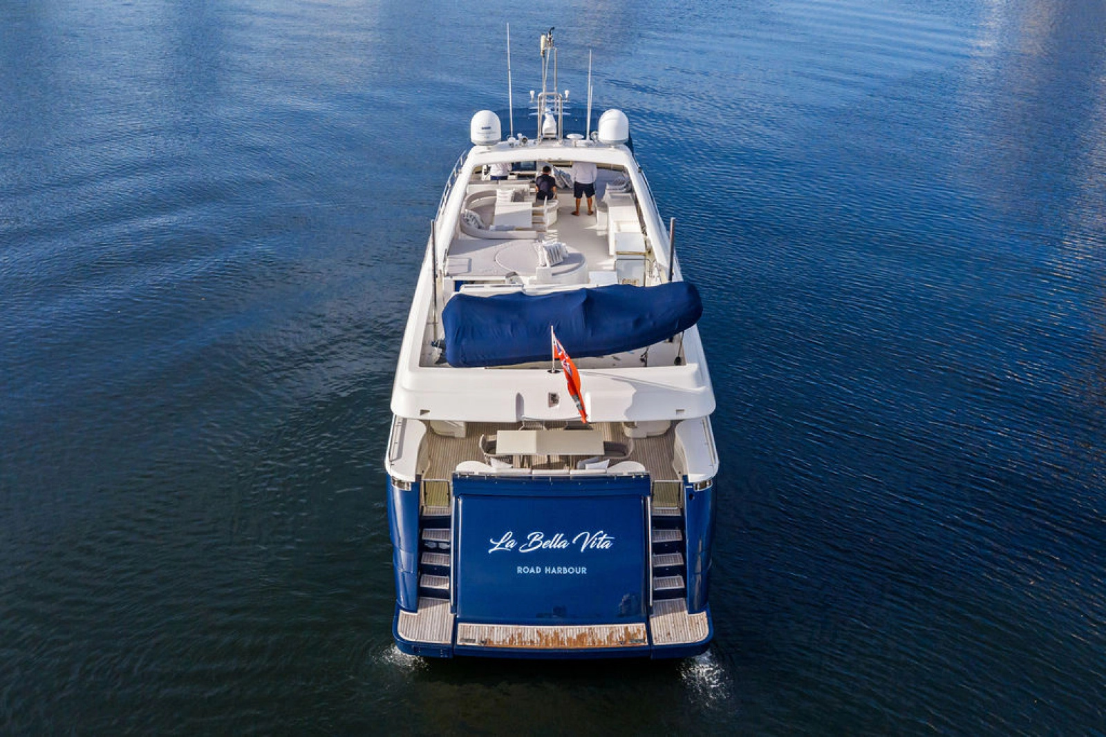 2006 Ferretti Yachts 830