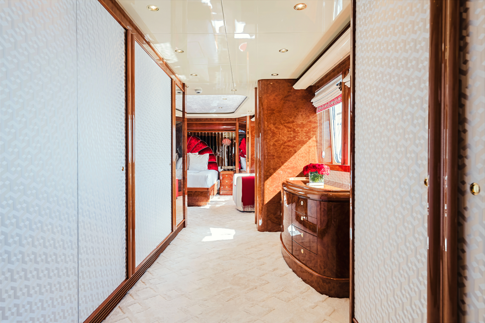 2001 Heesen Yachts 40M — LADY LUCY