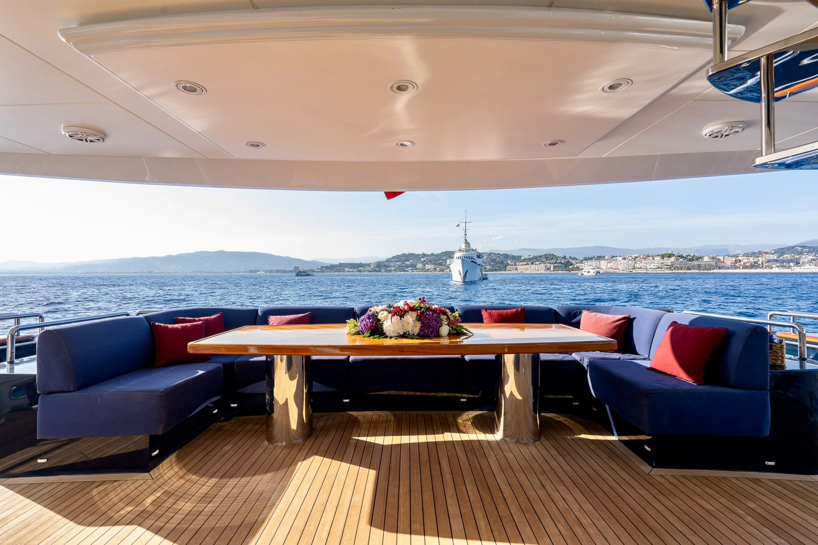 2001 Heesen Yachts 40M — LADY LUCY