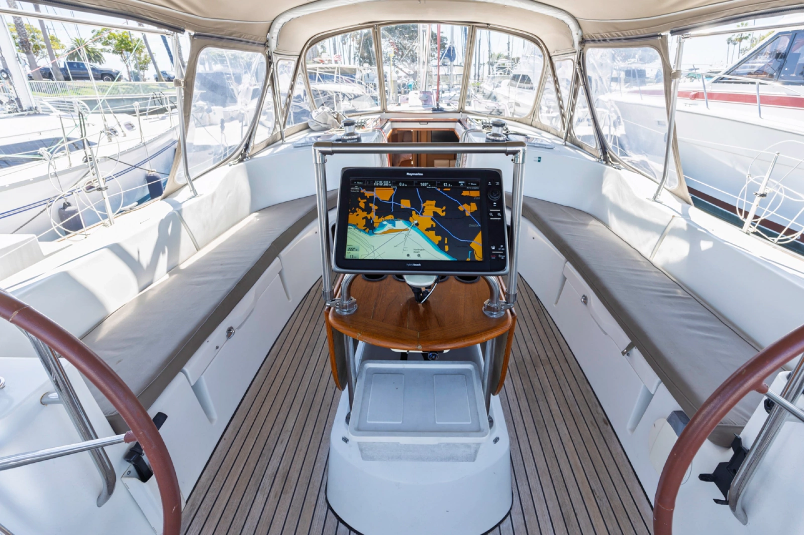2011 Jeanneau Sun Odyssey 44i