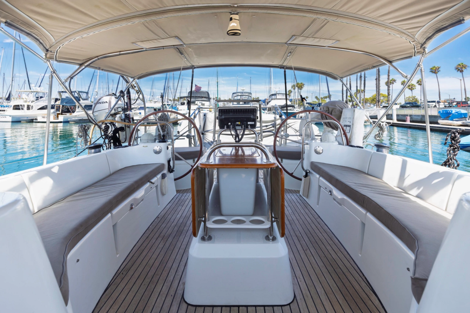 2011 Jeanneau Sun Odyssey 44i