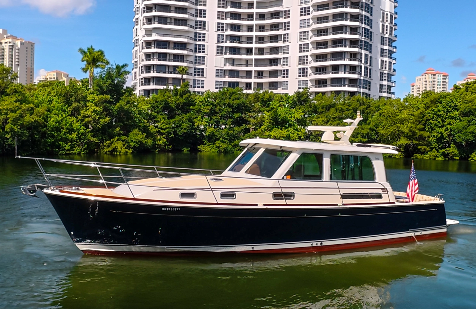 2019 Sabre 42 Salon Express