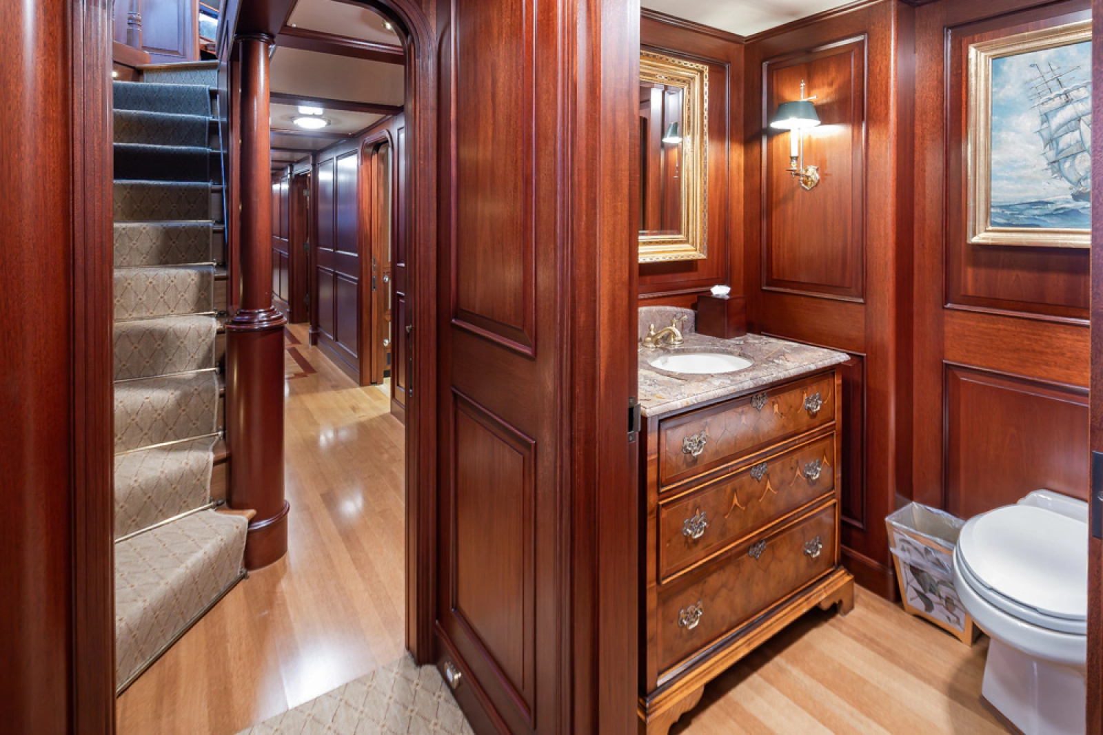 1989 Delta Marine Flybridge Motoryacht
