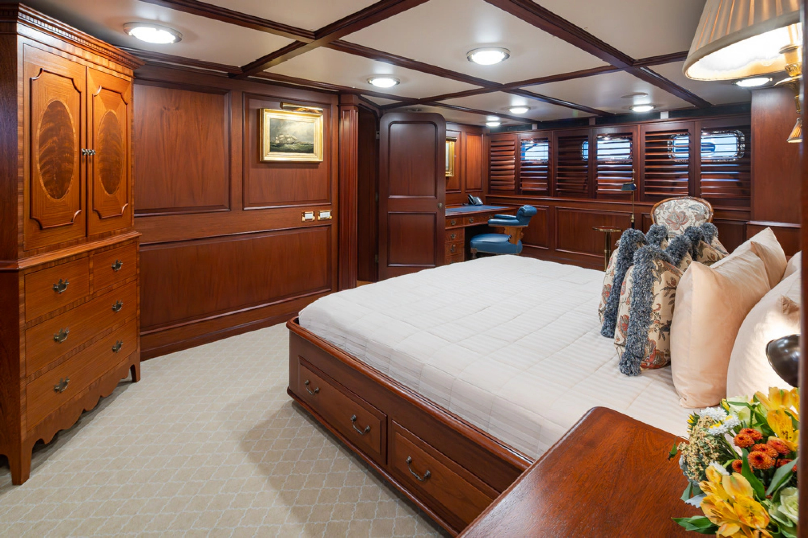 1989 Delta Marine Flybridge Motoryacht