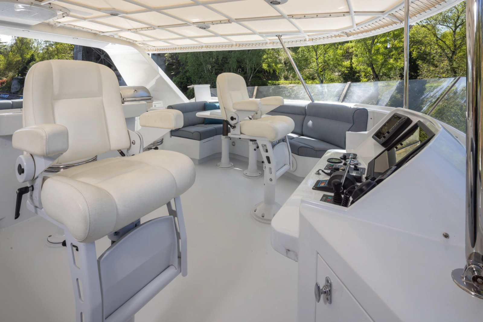 1989 Delta Marine Flybridge Motoryacht