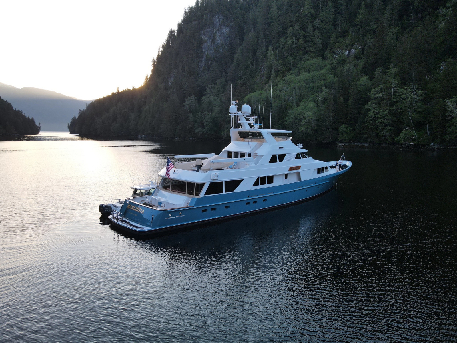 1989 Delta Marine Flybridge Motoryacht