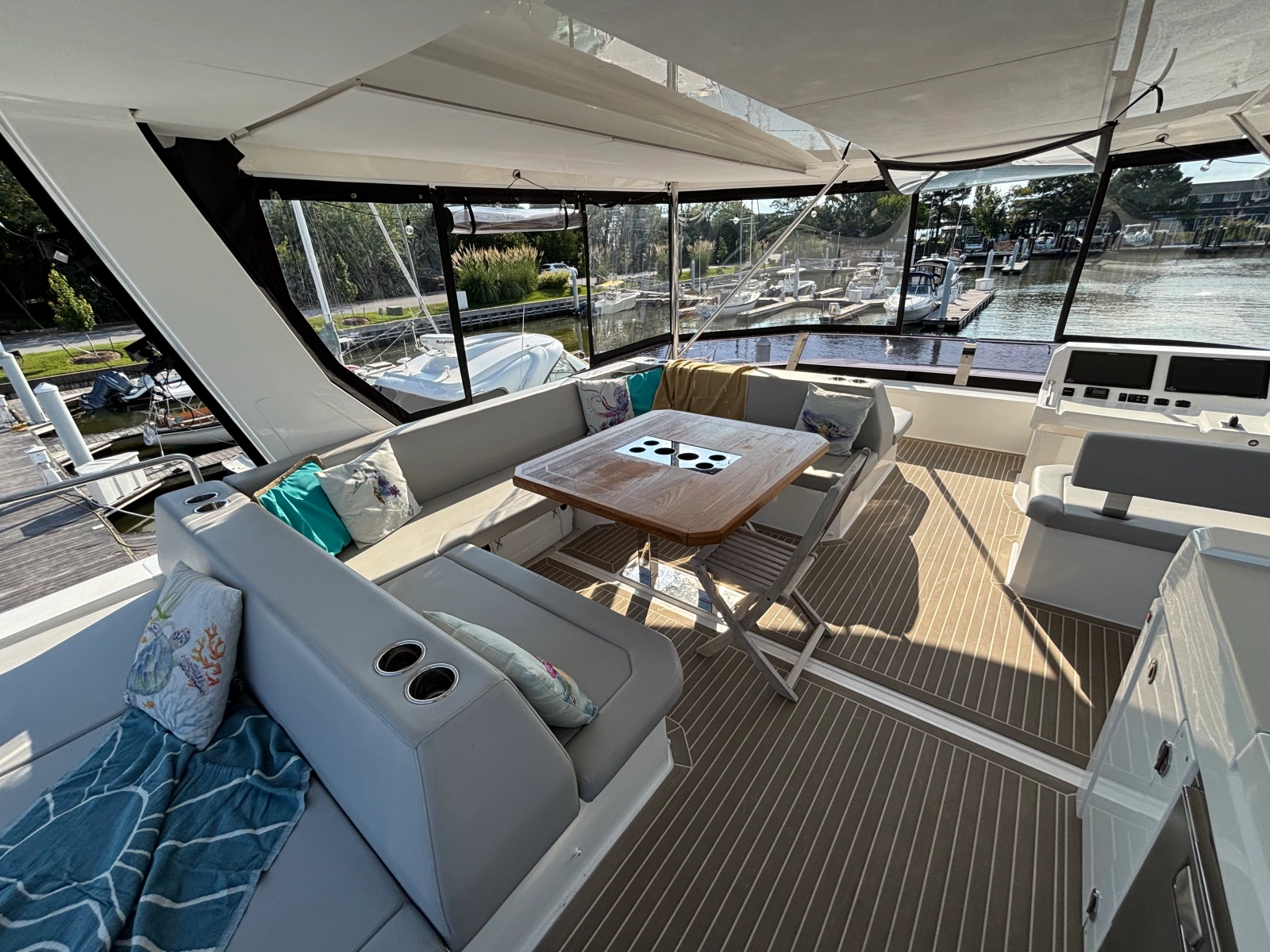 2023 Leopard 53 Powercat