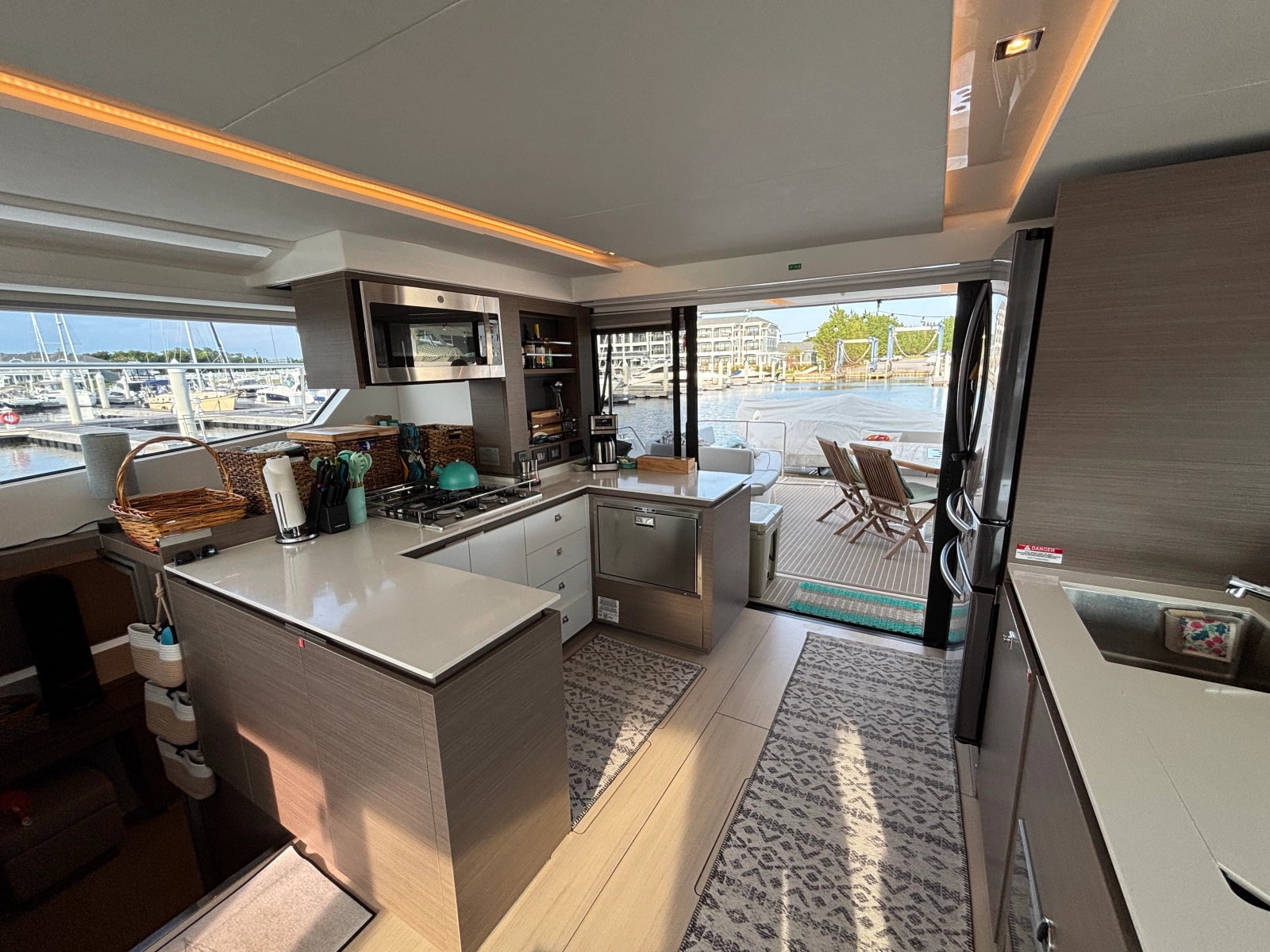 2023 Leopard 53 Powercat
