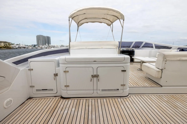 1999 Azimut 100