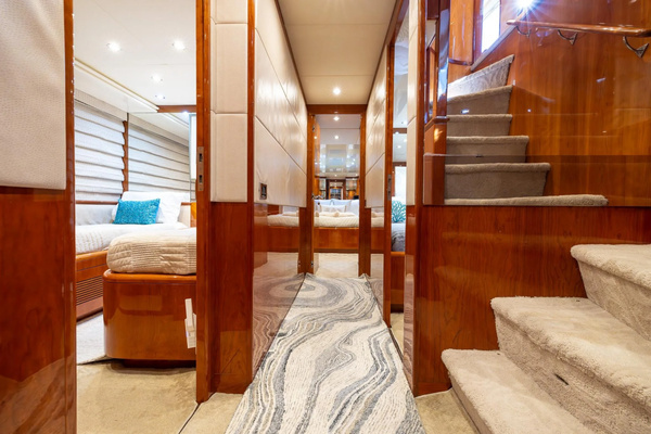 1999 Azimut 100