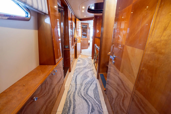 1999 Azimut 100