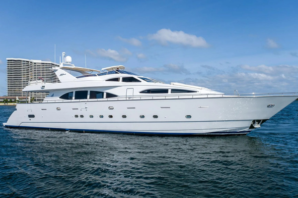 1999 Azimut 100