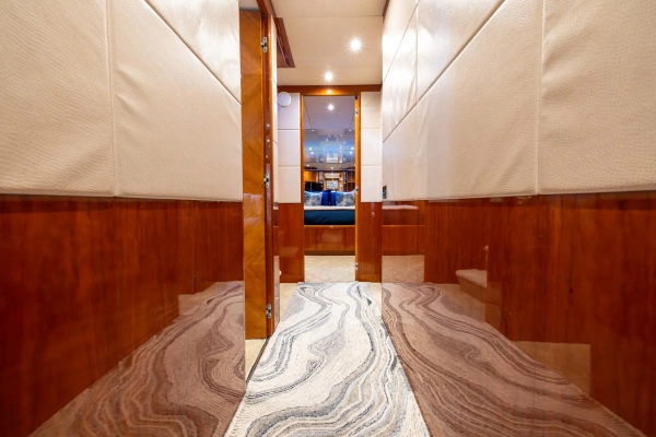 1999 Azimut 100