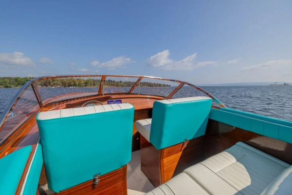 2018 Riva 30