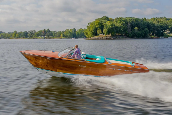 Photo of the 2018 Riva Reets Aquarama