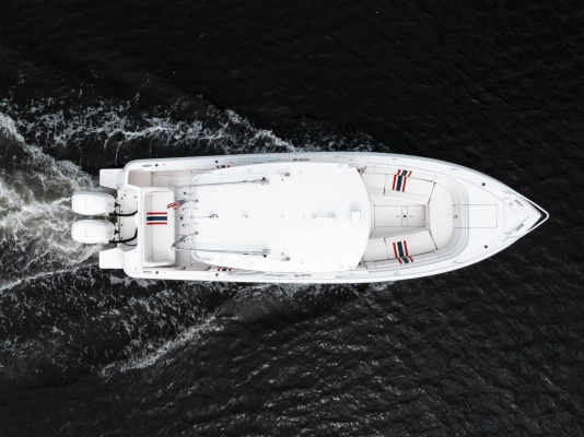 2015 Intrepid 32