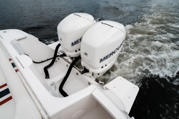 2015 Intrepid 32