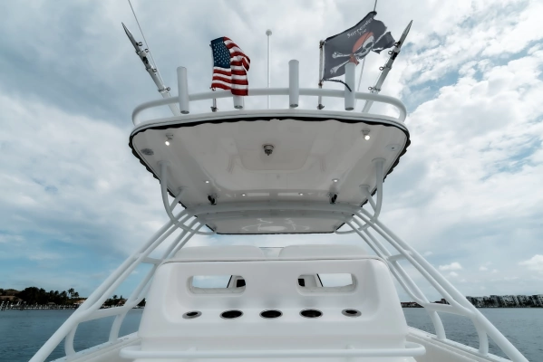 2015 Intrepid 32