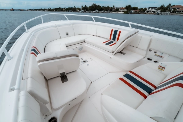 2015 Intrepid 32