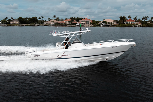 2015 Intrepid 32