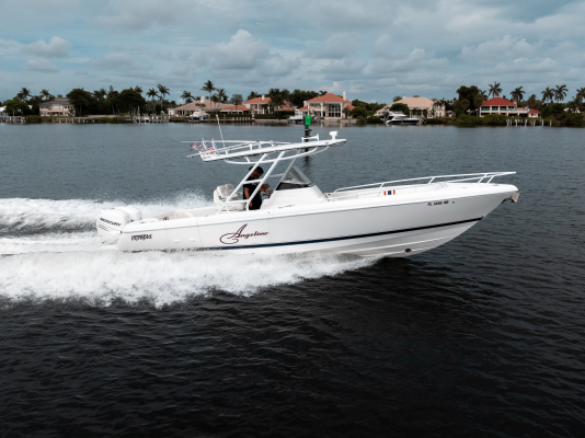 32ft Intrepid Yacht For Sale