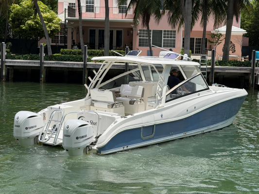 32ft World Cat Yacht For Sale