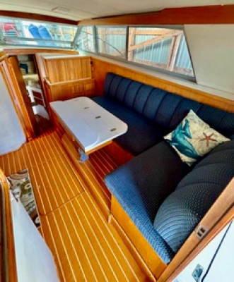 33ft Bertram Yacht For Sale