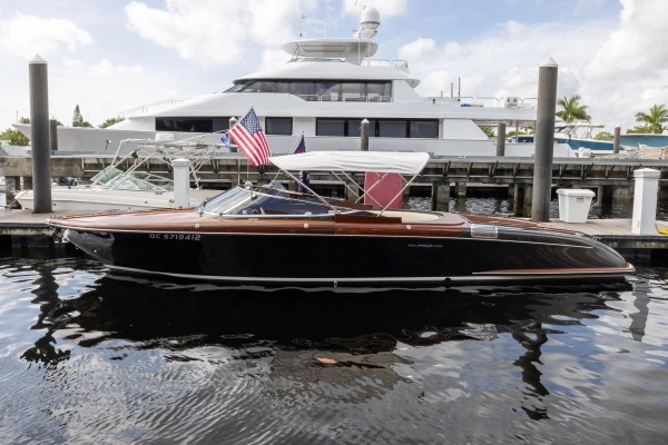 2013 Riva 33