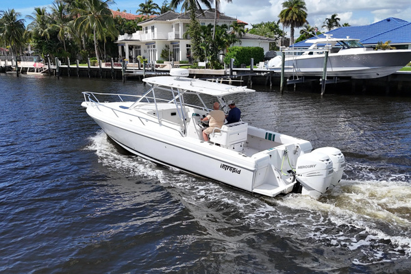 2004 Intrepid 34