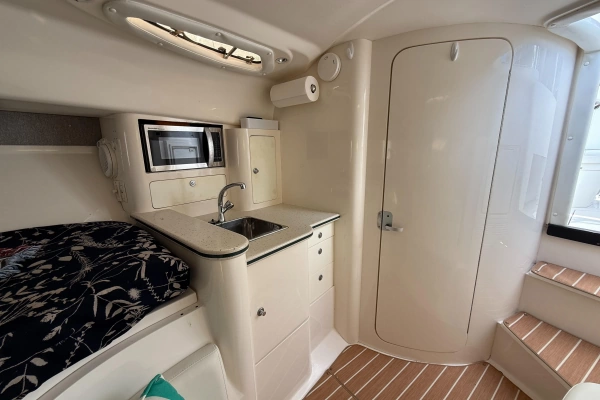 2004 Intrepid 34